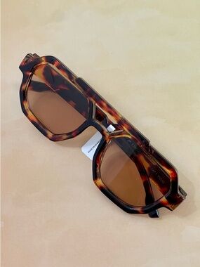 Anthropologie Tortoiseshell Aviator Sunglasses - Brown Lenses